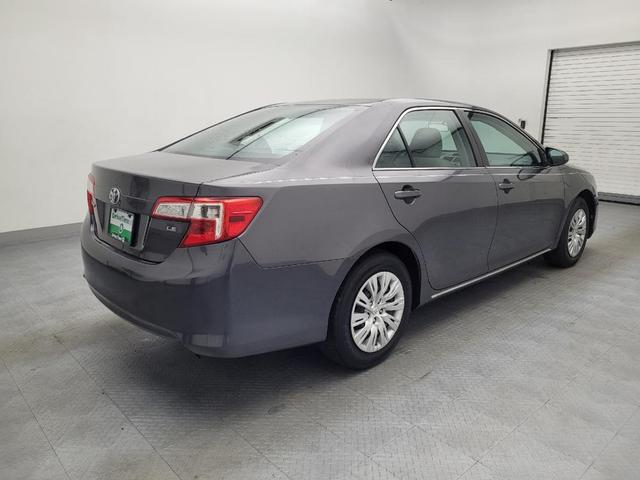 Photo of 2014 Gray Toyota Camry