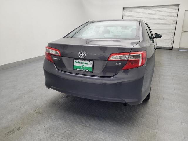 Photo of 2014 Gray Toyota Camry