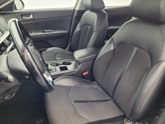 Photo of 2019 Platinum Graphite Kia Optima