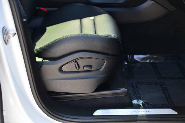 Photo of 2024 White Porsche Cayenne