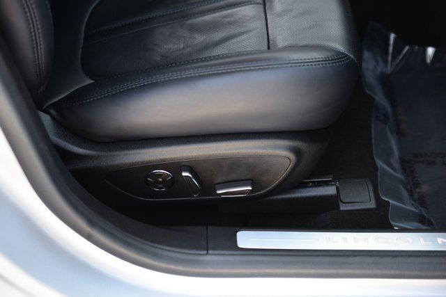 Photo of 2019 Ingot Silver Metallic Lincoln MKZ Hybrid