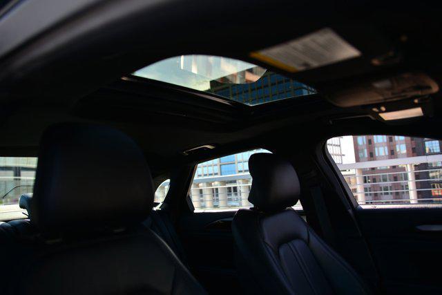 Photo of 2019 Ingot Silver Metallic Lincoln MKZ Hybrid