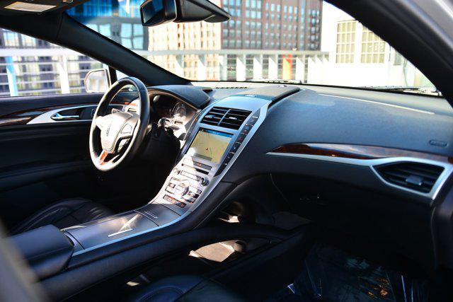 Photo of 2019 Ingot Silver Metallic Lincoln MKZ Hybrid