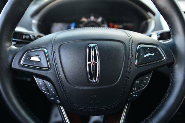 Photo of 2019 Ingot Silver Metallic Lincoln MKZ Hybrid