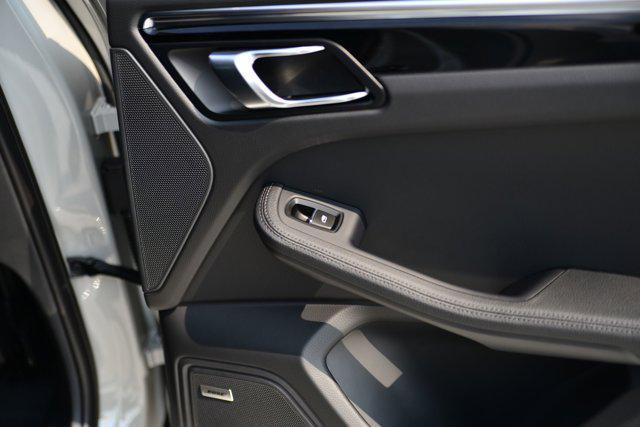 Photo of 2025 Chalk Porsche Macan