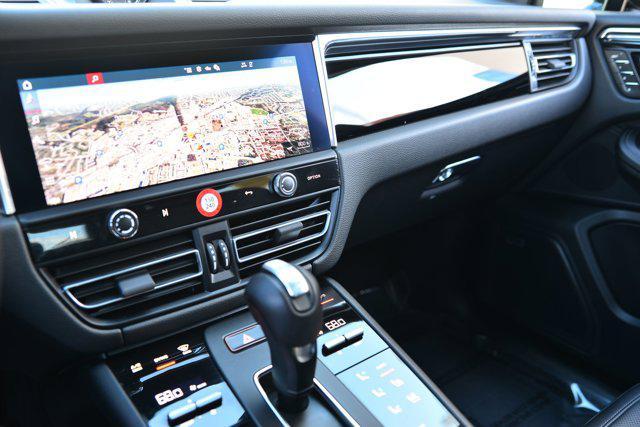 Photo of 2025 Gray Porsche Macan