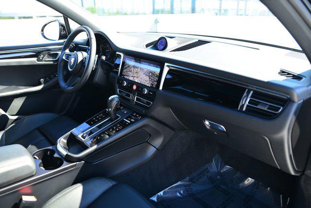 Photo of 2025 Gray Porsche Macan