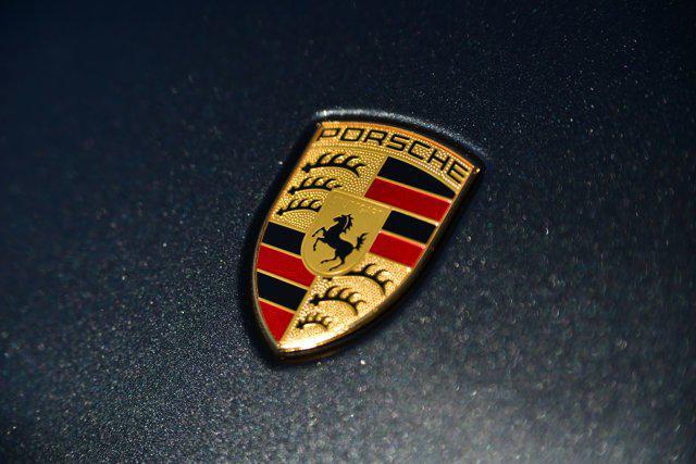 Photo of 2025 Gray Porsche Macan