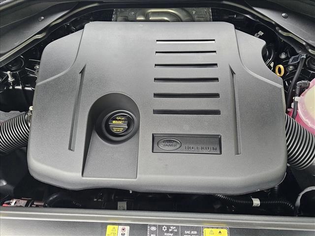 Photo of 2025 Santorini Black Metallic Land Rover Range Rover