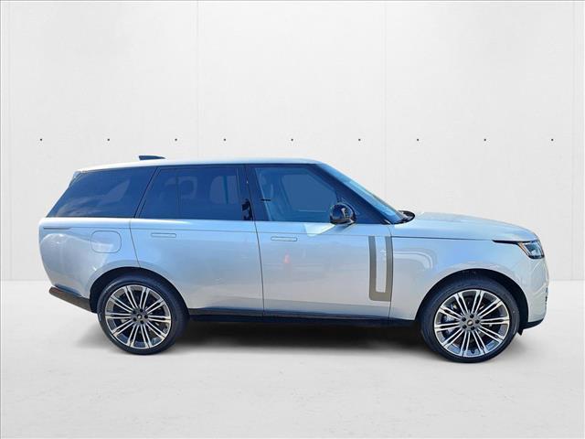 Photo of 2025 Hakuba Silver Metallic Land Rover Range Rover