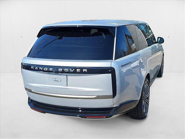 Photo of 2025 Hakuba Silver Metallic Land Rover Range Rover
