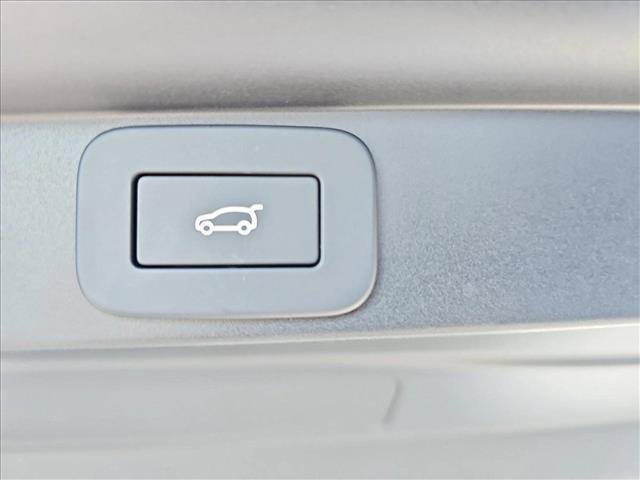 Photo of 2025 Hakuba Silver Metallic Land Rover Range Rover