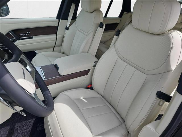 Photo of 2025 Carpathian Grey Premium Metallic Land Rover Range Rover