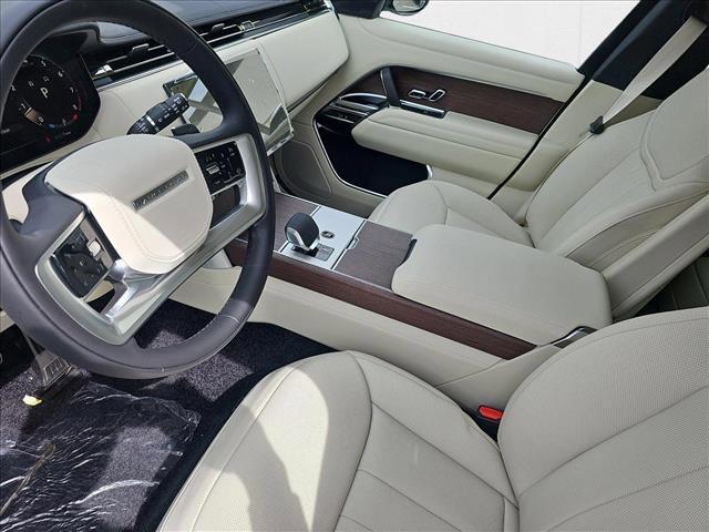 Photo of 2025 Carpathian Grey Premium Metallic Land Rover Range Rover