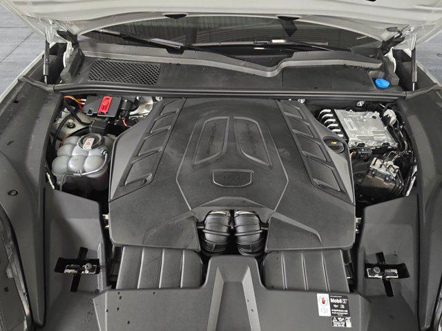 Photo of 2025  Porsche Cayenne
