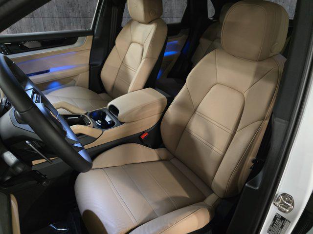 Photo of 2025  Porsche Cayenne
