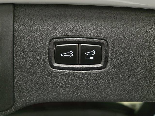 Photo of 2025  Porsche Cayenne