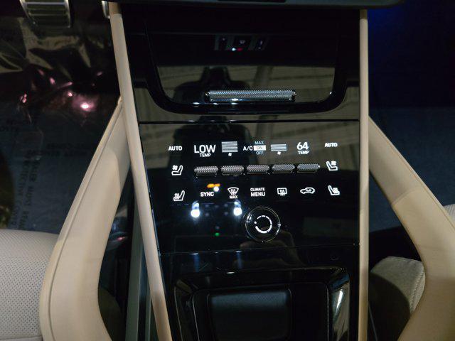 Photo of 2025  Porsche Cayenne