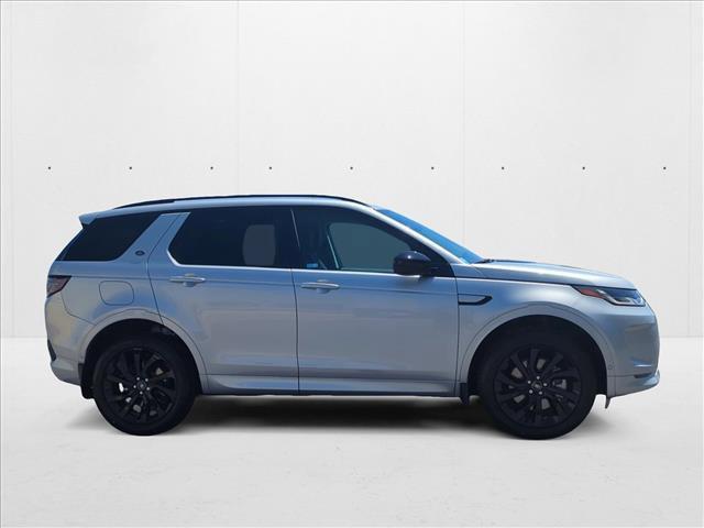 Photo of 2024 Hakuba Silver Metallic Land Rover Discovery Sport