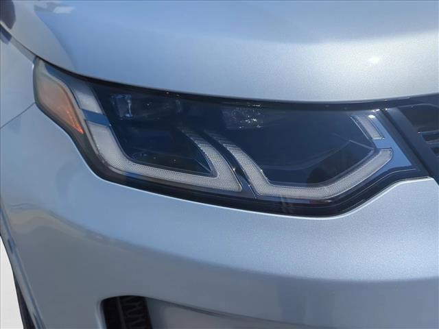 Photo of 2024 Hakuba Silver Metallic Land Rover Discovery Sport