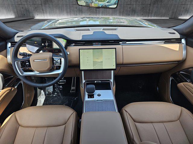 Photo of 2025 Carpathian Grey Premium Metallic Land Rover Range Rover