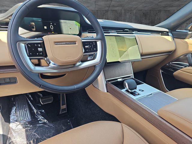 Photo of 2025 Carpathian Grey Premium Metallic Land Rover Range Rover