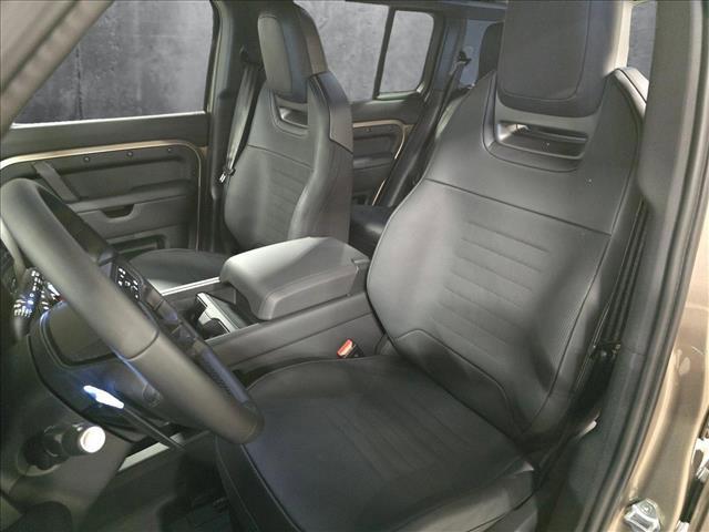 Photo of 2025 Petra Copper Premium Metallic Land Rover Defender