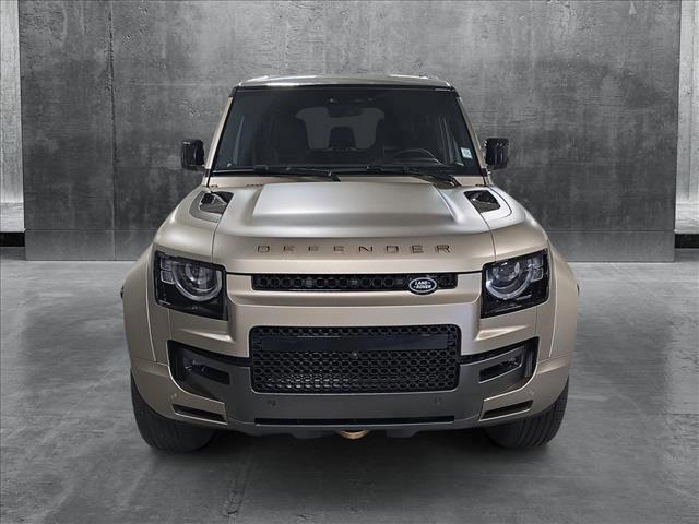 Photo of 2025 Petra Copper Premium Metallic Land Rover Defender