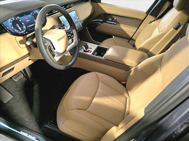 Photo of 2025 Varesine Blue Metallic Land Rover Range Rover