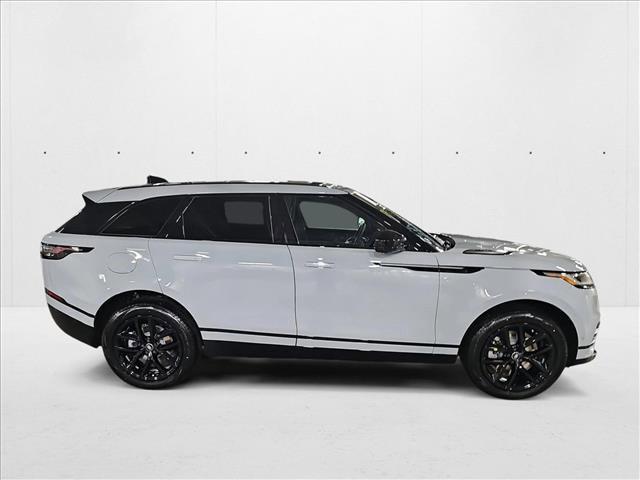 Photo of 2026 Arroios Grey Metallic Land Rover Range Rover Velar