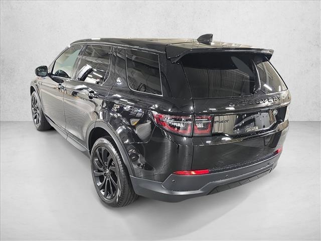 Photo of 2022 Santorini Black Metallic Land Rover Discovery Sport