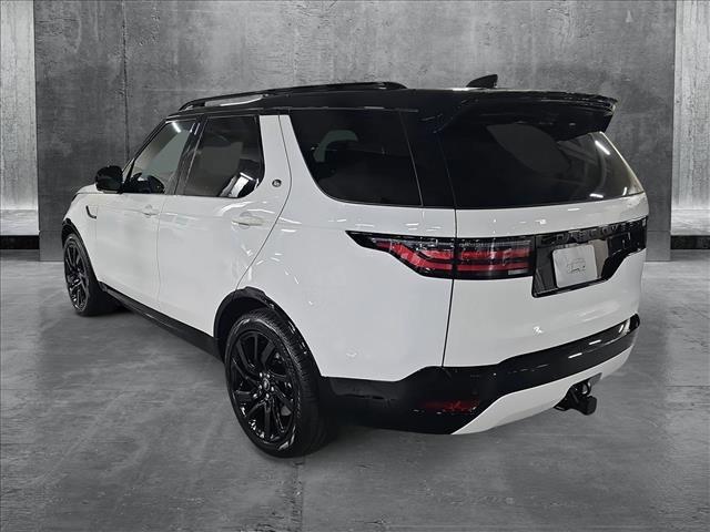 Photo of 2025 Fuji White Land Rover Discovery