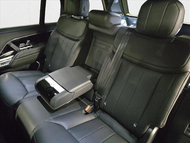 Photo of 2025 Carpathian Grey Premium Metallic Land Rover Range Rover