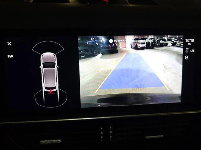 Photo of 2022 Black [Black] Porsche Cayenne