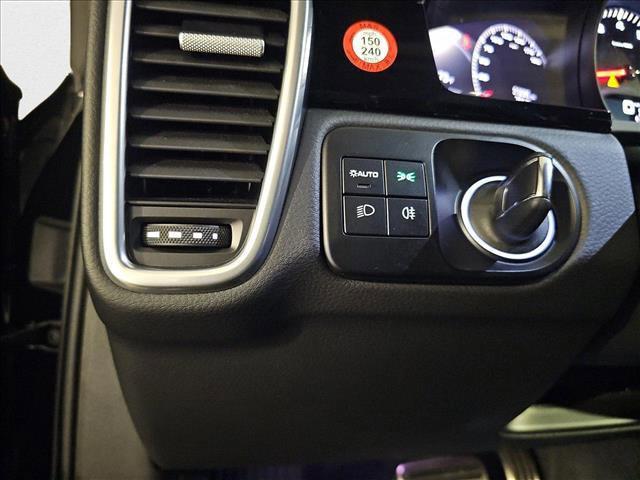 Photo of 2022 Black [Black] Porsche Cayenne