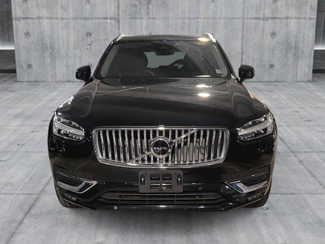 Photo of 2024 Onyx Black Metallic Volvo XC90