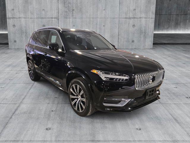 Photo of 2024 Onyx Black Metallic Volvo XC90