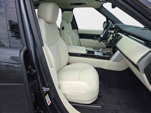 Photo of 2025 Carpathian Grey Premium Metallic Land Rover Range Rover