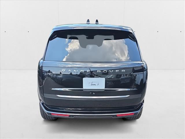 Photo of 2025 Santorini Black Metallic Land Rover Range Rover