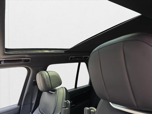Photo of 2025 Santorini Black Metallic Land Rover Range Rover