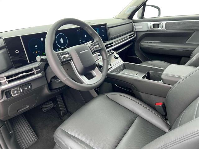 Photo of 2025 Black Hyundai SANTA FE HEV