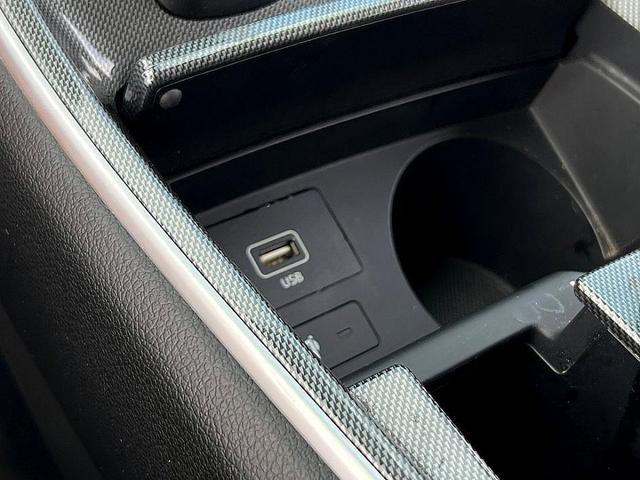 Photo of 2022 Black Hyundai SANTA FE