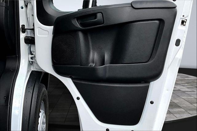 Photo of 2025 Bright White Clearcoat RAM ProMaster 2500