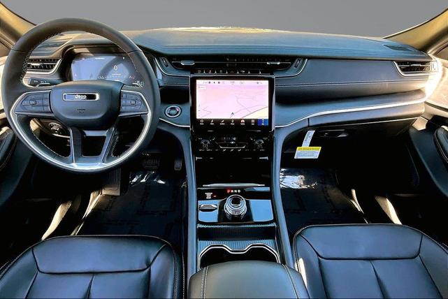 Photo of 2025 Baltic Gray Metallic Clearcoat Jeep Grand Cherokee
