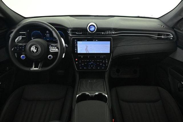 Photo of 2025 Grigio Maserati Grecale