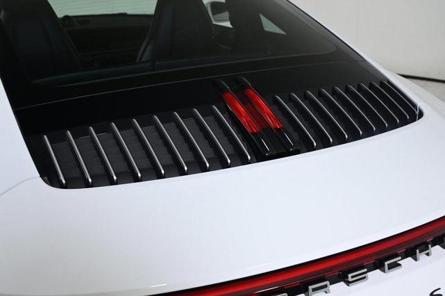 Photo of 2020 White Porsche 911