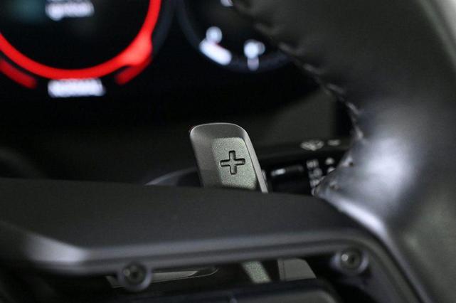 Photo of 2020 White Porsche 911
