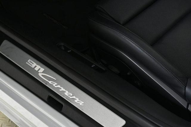 Photo of 2023 Carrara White Metallic Porsche 911