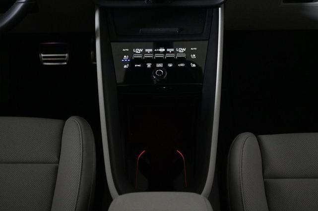 Photo of 2025 Volcano Grey Metallic Porsche Macan