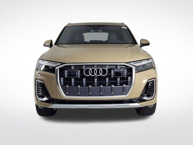 Photo of 2025 Sakhir Gold Metallic Audi Q7